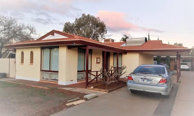 West Lamington House | 2BR house in West Lamington
