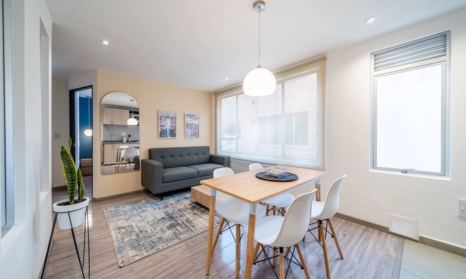 Financial District Apartment | 2BR Magnificent Apartment in Chapinero Alto + WIFI