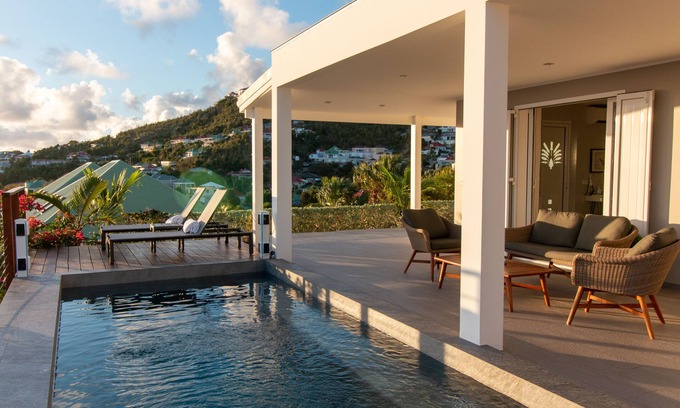 Flamands Villa | 2BR Villa - Full Comfort - Open Atlantic View - 23 ft Pool