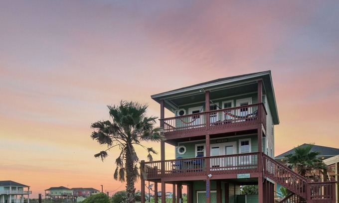Crystal Beach House | 2nd Row Beach House with Beautiful Ocean View and Easy Beach Access
