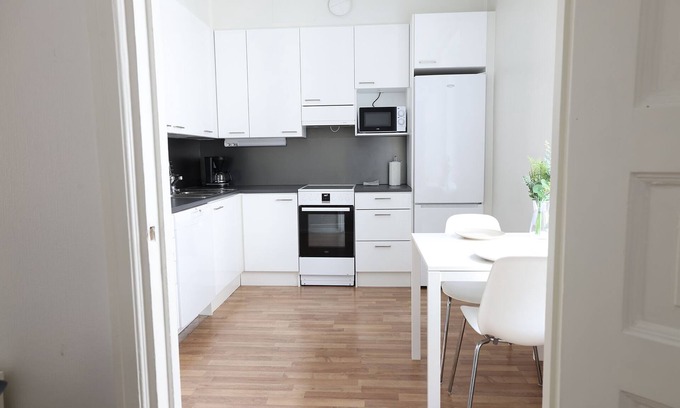 Kaartinkaupunki Apartment | 2ndhomes Cozy and Quiet 2BR Apartment