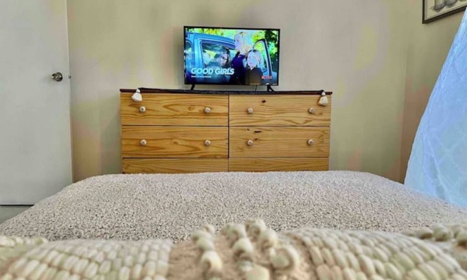 Miradero Apartment | 3.5 Hammock Living at Boho Casona near beaches