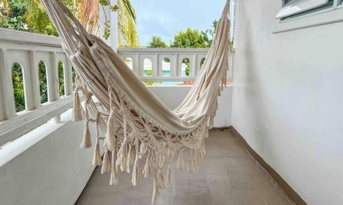 Miradero Apartment | 3.8 Hammock Living at Boho Casona near beaches