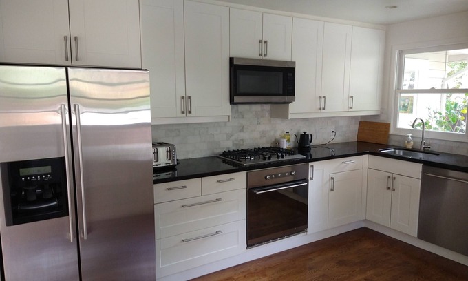 Belmont House | 3 Bed 1.5 Bath House in the Belmont Hills