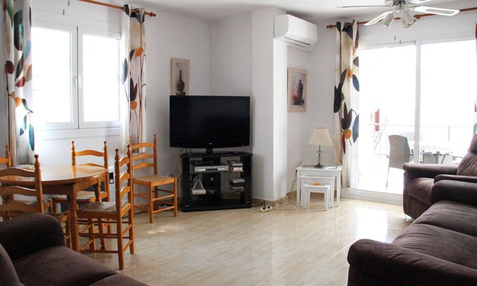 Orihuela Costa Apartment | 3 Bed Apt Villamartin Plaza, Great Food, Sun, Beaches and Golf