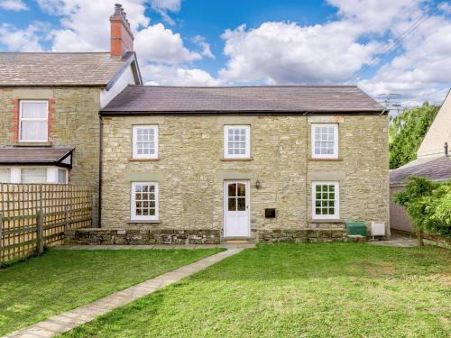 Coleford House | 3 Bed in Coleford 89806