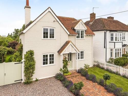 St Michaels House | 3 Bed in Tenterden 83843