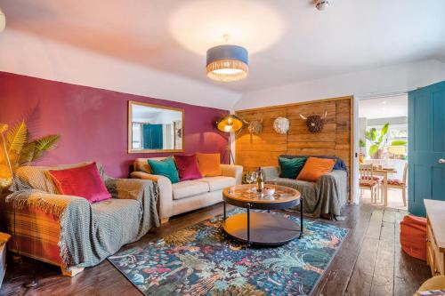 Ozleworth Apartment | 3 Bed in Wotton-under-Edge oc-l33488