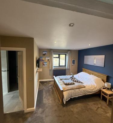 Dunbridge Ski Chalet | 3 Bed Luxury Lodge