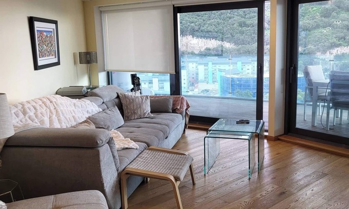 Gibraltar Apartment | 3 bed Ocean Spa Plaza Luxurious flat