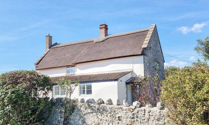 Eleighwater Cottage | 3 bedroom accommodation in Cudworth, near Ilminster