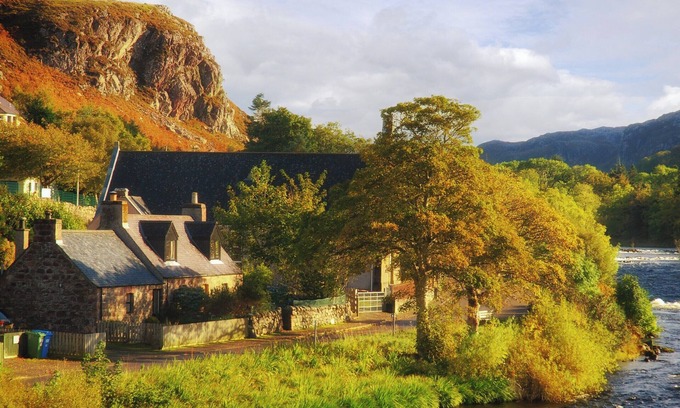 Poolewe Cottage | 3 bedroom accommodation in Poolewe, near Gairloch