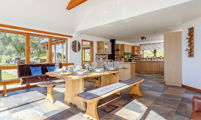Carrbridge Cottage | 3 bedroom accommodation in Carrbridge, near Aviemore