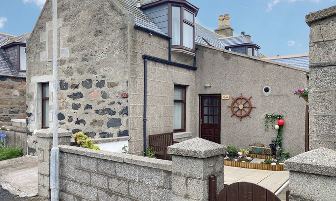 Sandhaven Cottage | 3 bedroom accommodation in Cairnbulg, near Fraserburgh
