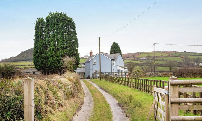 Stenalees Cottage | 3 bedroom accommodation in St Dennis, near St Austell