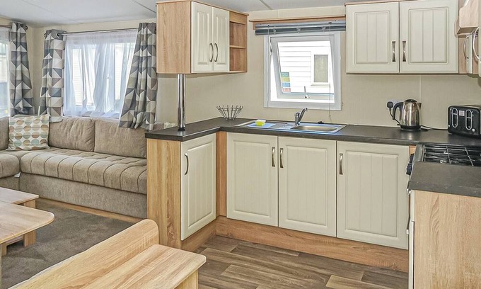 Gwespyr House | 3 bedroom accommodation in Gwespyr, Nr Prestatyn, Denbighshire