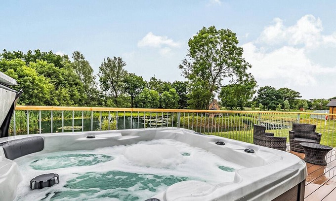 Flaxton Ski Chalet | 3 bedroom accommodation in Flaxton