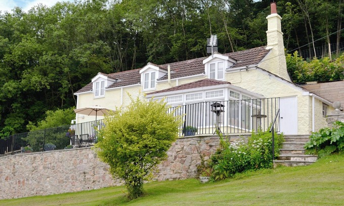 Redbrook Cottage | 3 bedroom accommodation in Little Doward, near Whitchurch