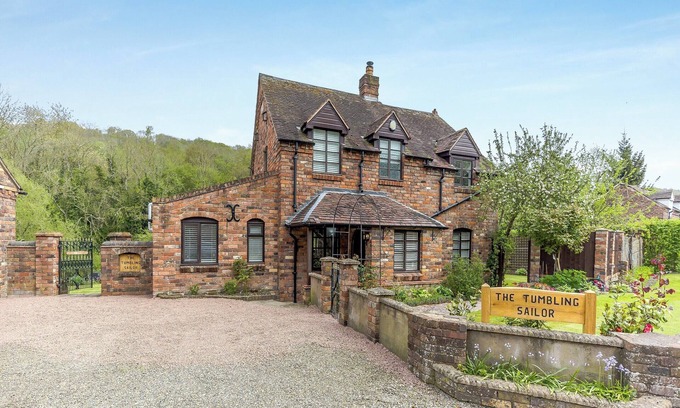 Coalbrookdale Cottage | 3 bedroom accommodation in Jackfield, near Ironbridge