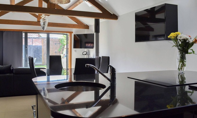 South Cave Cottage | 3 bedroom accommodation in South Cave, near Beverley