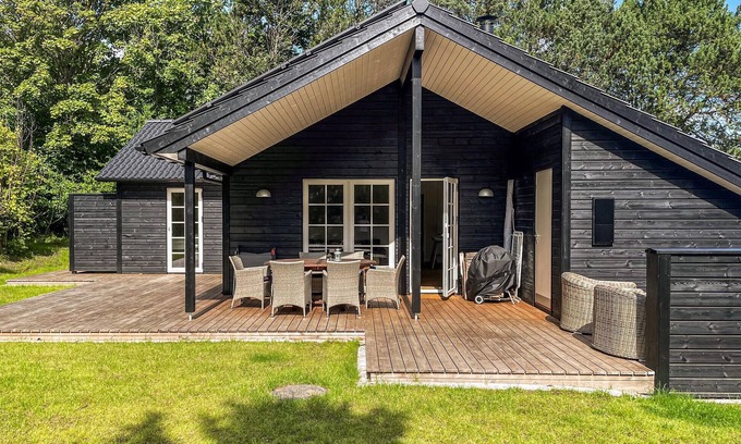 Tisvildeleje House | 3 bedroom awesome home in Tisvildeleje