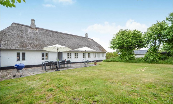 Hjerpsted House | 3 Bedroom Awesome Home In Højer