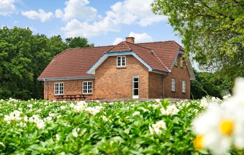 Helligsoe House | 3 Bedroom Beautiful Home In Videbæk