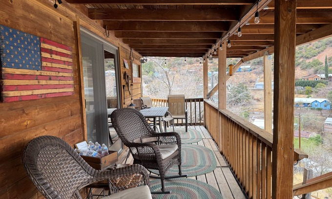 Bisbee Cabin | 3-bedroom cabin in Old Bisbee