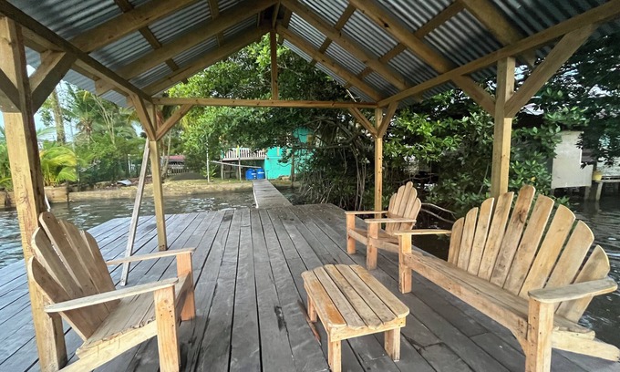 Bocas del Toro Cabin | 3 Bedroom, Cenobias Place, Ocean View, Saigon Bay .