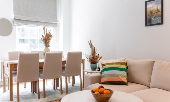 Westminster Apartment | 3 Bedroom flat with Terrace in Central London