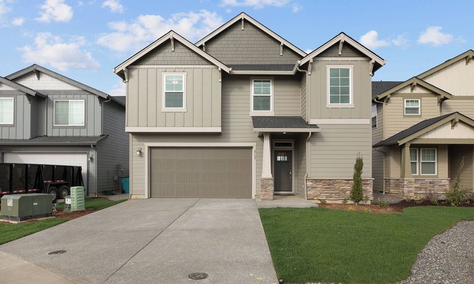 Carver House | 3-bedroom house in welcoming Camas with WiFi, AC