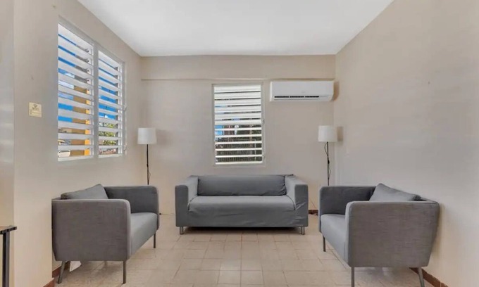 Arecibo Pueblo Bed & Breakfast | 3-bedroom in superb Arecibo River with WiFi, AC