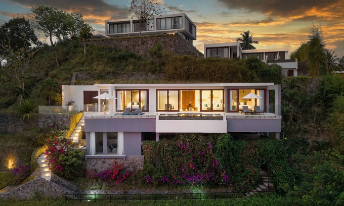 Praya Barat Villa | 3-Bedroom Luxury Pool Residence, Selong Belanak Ocean View, Selong Selo Resort