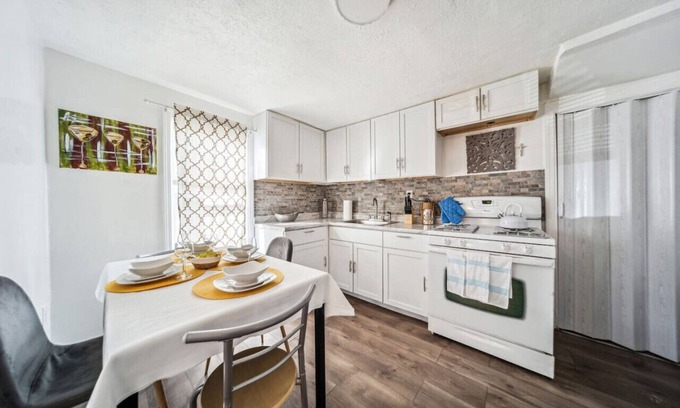 Garfield Heights House | 3 bedroom near Cleveland Clinic, UH, Hopkins Airport, up to 8 guests