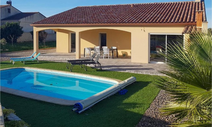 Quarante House | 3 Bedroom Nice Home In Quarante
