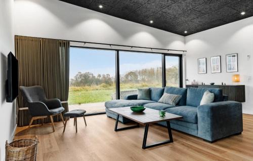Hjarbæk House | 3 Bedroom Stunning Home In Løgstrup