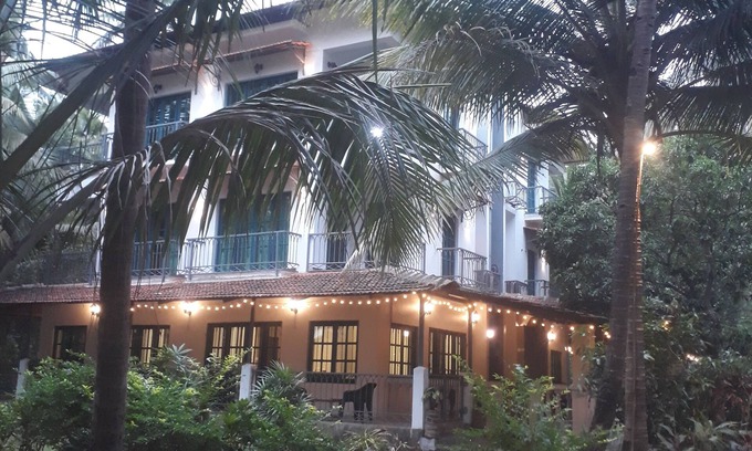 Arossim Villa | 3-bedroom villa in enchanting Arossim with WiFi, AC & Garden in tropical privacy