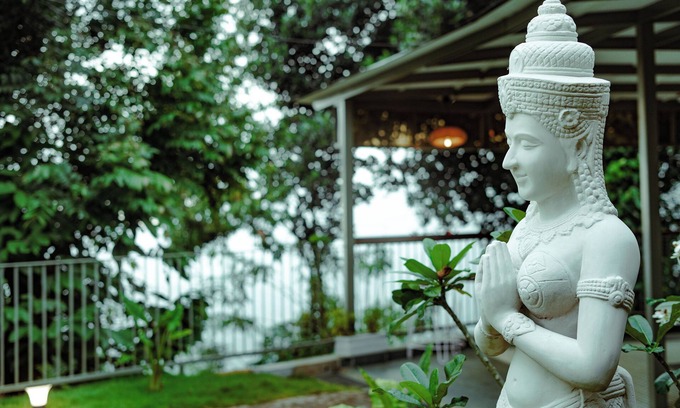 Talipparamba Villa | 3-Bedroom Villa in Paithalmala with Spacious Open Kitchen and Enchanting Canopy