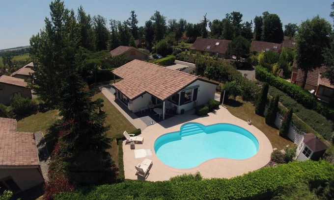Lombez Villa | 3 Bedroom Villa with Private Pool in a magnificent estate