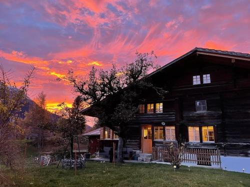 Meiringen Apartment | 3-Bedrooms Apartment in a Chalet