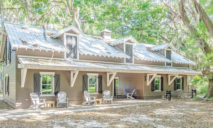 Darien Cottage | 3-BR Dogtrot Cottage w/dock, pool, & private firepit on Emma's Driftwood Farm