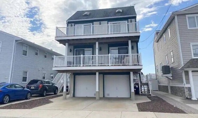 Sea Isle City House | 3 br. townhouse is located on the lagoon with a great boat slip!