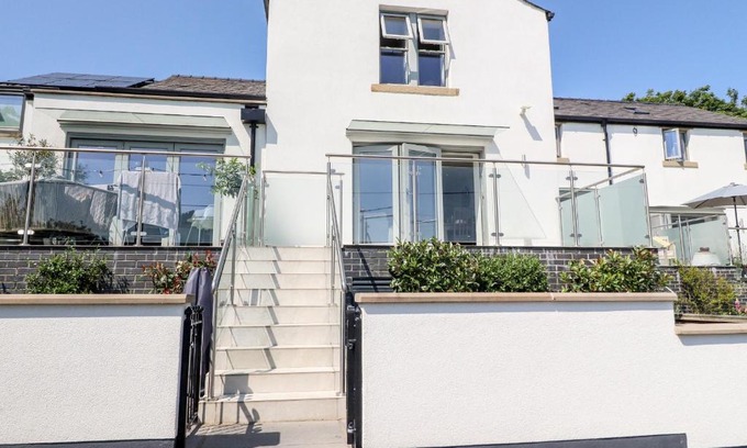 Hurst Green House | 3 Clough Cottages