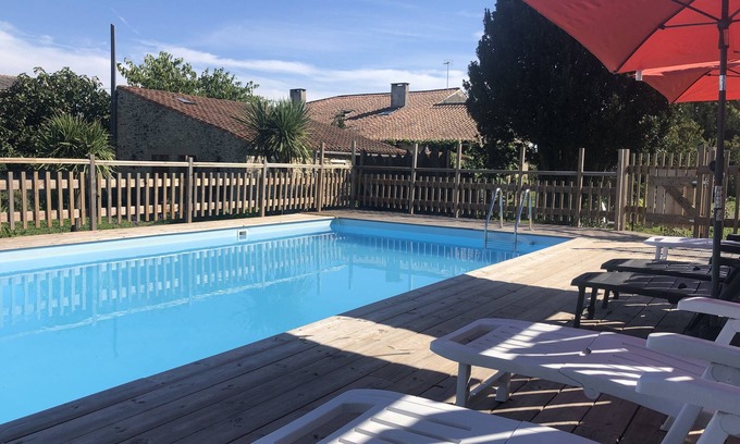 Cezais Cottage | 3 gîtes, swimming pool, 6 bd/13 p - Puy du Fou/Marais poitevin/Mervent/Vouvant