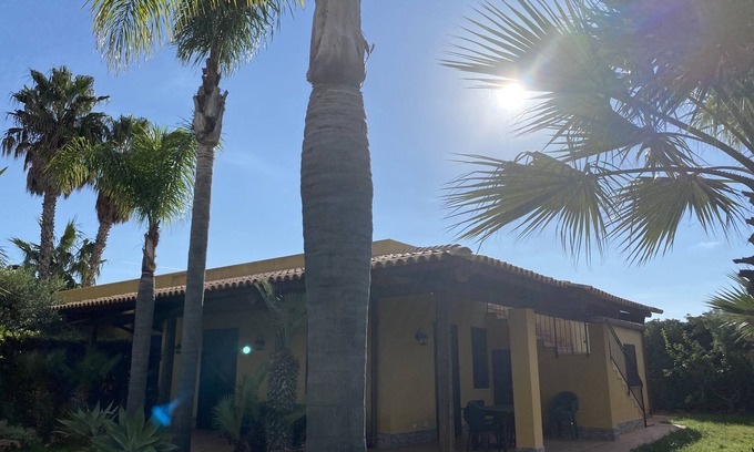 Marsala House | 3 large (2 covered) terraces, well-kept Mediterranean garden, sea views