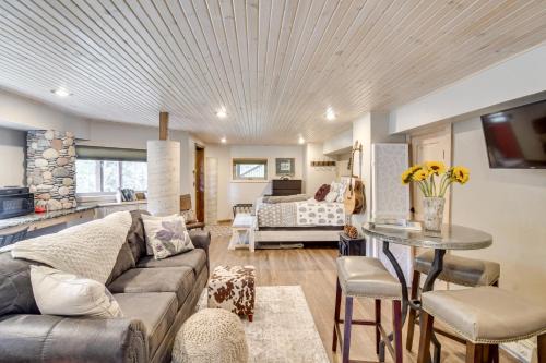 Evergreen Meadows Apartment | 3 Mi to Lake Evergreen Studio with Trail Access