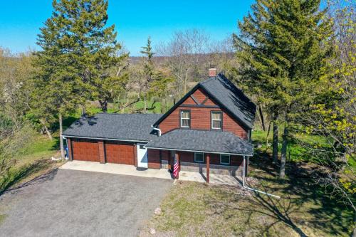 Kewaunee House | 3 Mi to Lake Michigan Charming Kewaunee Hideaway