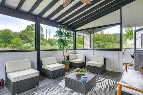 New Paltz House | 3 Mi to Main St Modern New Paltz Home