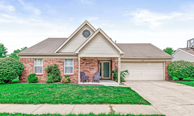 Fishers House | 3-min from downtown Fishers