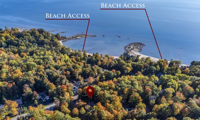 Tiny Cottage | 3-Min Walk to Cove Beach | Cozy 3BR Georgian Bay Cottage Retreat | Sleeps 6!